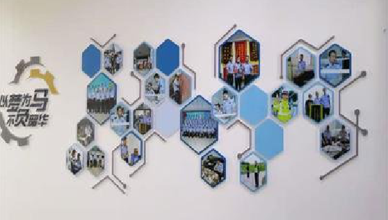 易门文化墙最常见的做法。