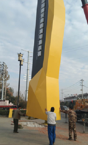 易门标识标牌的安装方法。