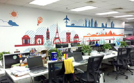 易门教你设计办公室墙绘的方法。