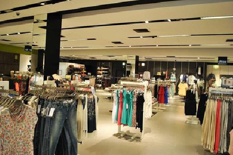 易门商场里的店面怎么装修？